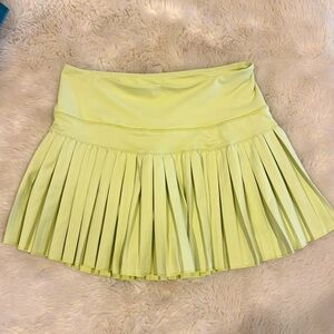 Gold hinge skirt